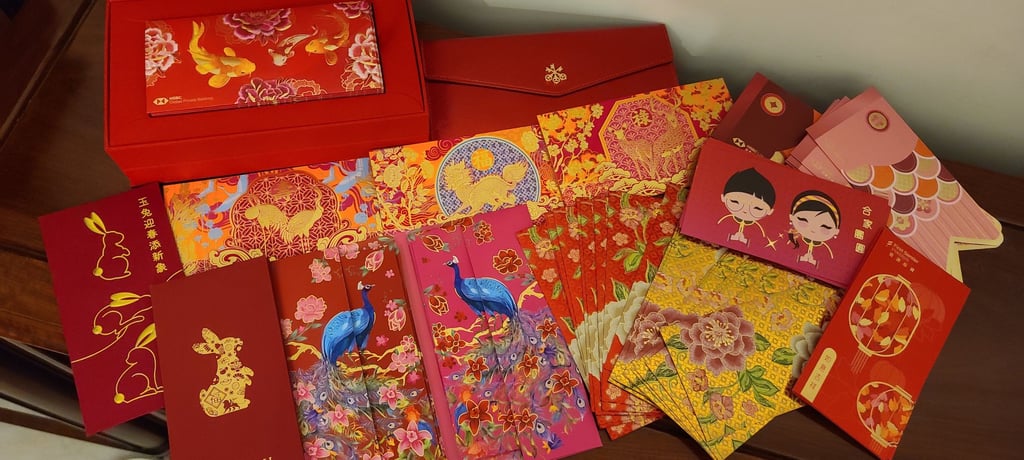 HSBC, UBS, Hang Seng Bank and UBP are among the lenders offering luxury lai-see packets to clients in the Year of the Rabbit. Photo: Enoch Yiu