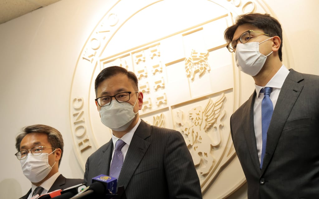 (Left to right) Derek Chan, a Hong Kong Bar Association vice- chairman, Victor Dawes, the re-elected chairman, and Jose Antonio Maurellet, also a vice-chairman, after the organisation’s annual general meeting and elections. Photo: Jelly Tse