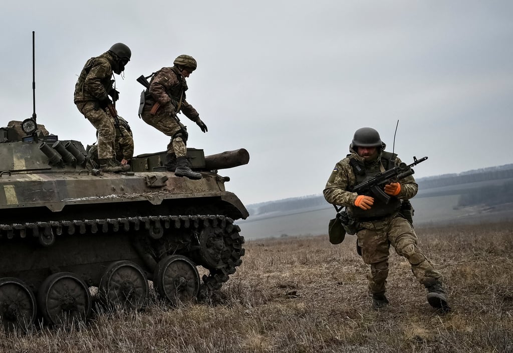 Ukrainian armed forces take part in drills in the Zaporizhzhia region on Monday. Photo: Reuters