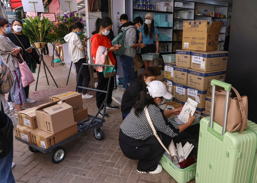 Residents are concerned the resumption of cross-border travel will mean crowds will return. Photo: K. Y. Cheng