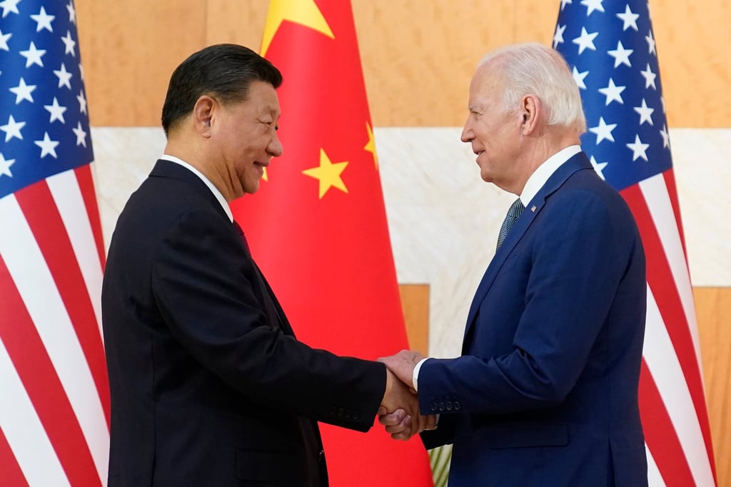 US President Joe Biden and Chinese President Xi Jinping shake hands before their meeting on the sidelines of the G20 summit meeting on November 14, 2022, in Bali. Photo: AP US President Joe Biden and Chinese President Xi Jinping shake hands before their meeting on the sidelines of the G20 summit meeting on November 14, 2022, in Bali. Photo: AP