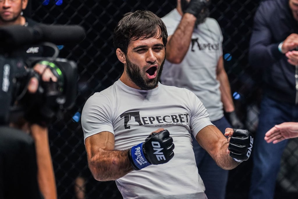 Shamil Gasanov celebrates a submission win over Kim Jae-woong. Shamil Gasanov celebrates a submission win over Kim Jae-woong.