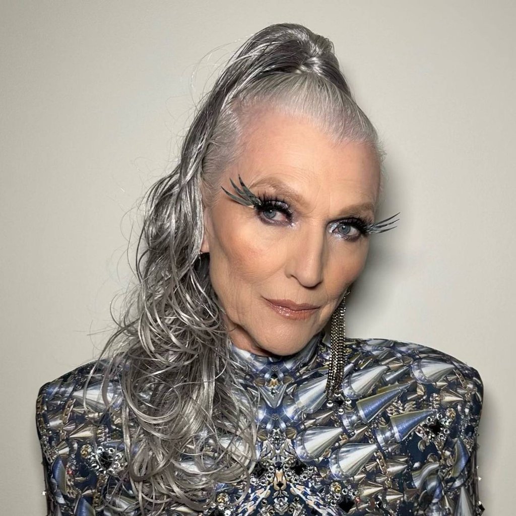 Maye Musk is 74 years old and still going strong. Photo: @mayemusk/Instagram Maye Musk is 74 years old and still going strong. Photo: @mayemusk/Instagram
