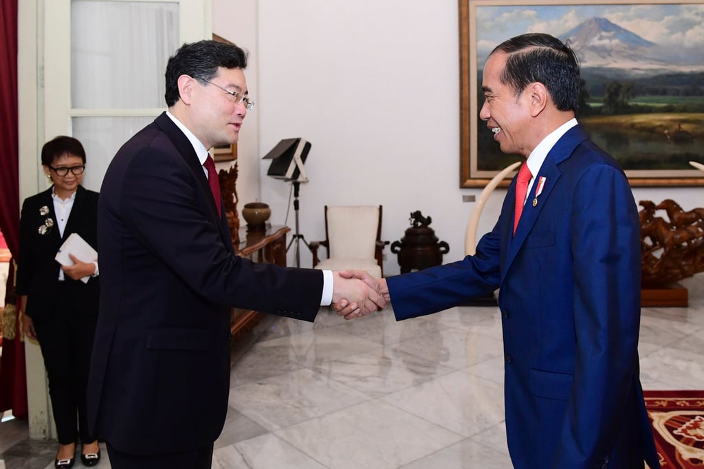 Chinese Foreign Minister Qin Gang also visited President Joko Widodo at the Presidential Palace on February 22. Photo: via AP