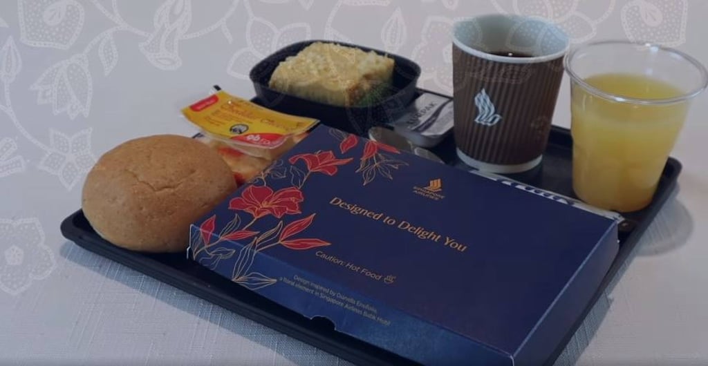 Singapore Airlines said the new containers can retain heat and moisture better than its current casserole dishes. Photo: Photo: Facebook/Singapore Airlines Singapore Airlines said the new containers can retain heat and moisture better than its current casserole dishes. Photo: Photo: Facebook/Singapore Airlines