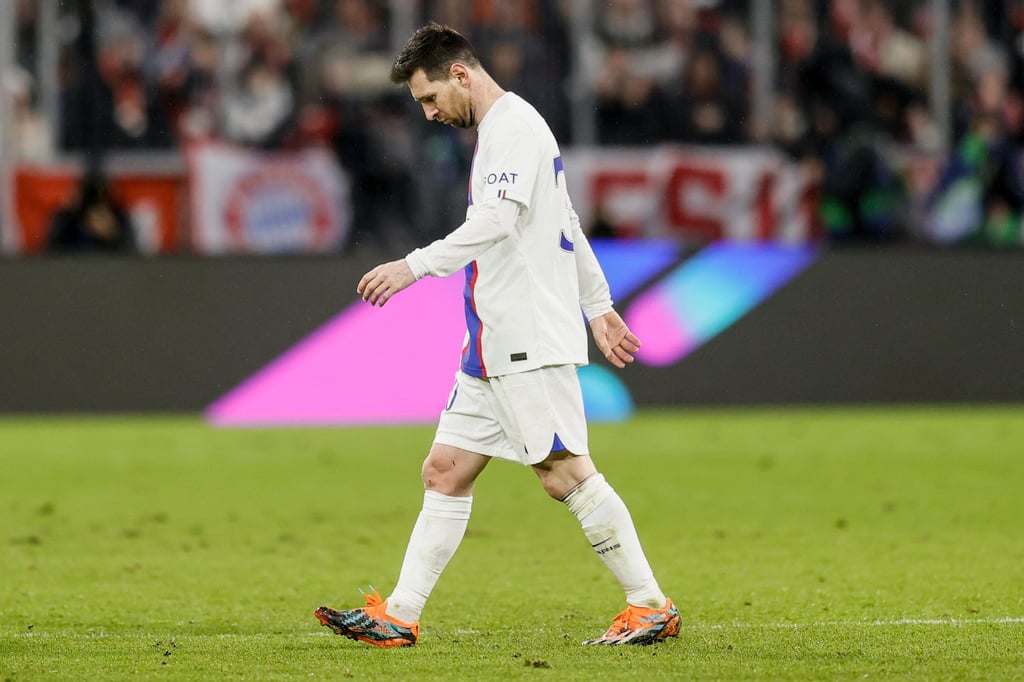 Lionel Messi of Paris Saint-Germain leaves the pitch after the game. Photo: EPA-EFE Lionel Messi of Paris Saint-Germain leaves the pitch after the game. Photo: EPA-EFE
