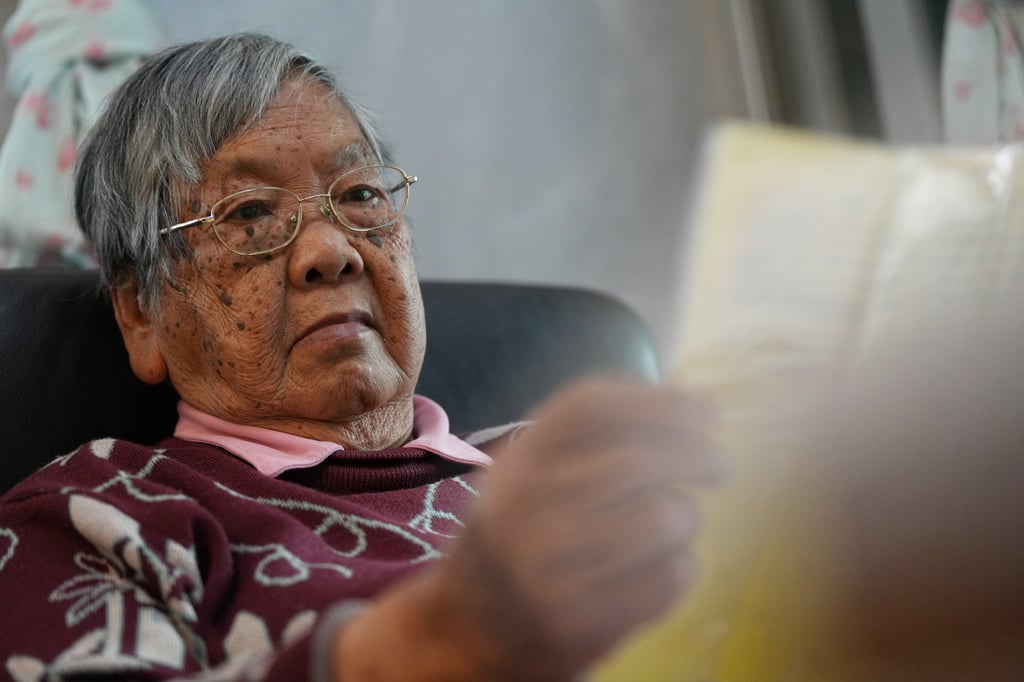 Chan Tak-ching, the 90-year-old hawker whose roasted chestnut cart was confiscated by Food and Environmental Hygiene Department (FEHD) officers on Mar 6, 2023, after Chan asked a friend to look after the cart while she took a toilet break. Photo: SCMP / Elson Li