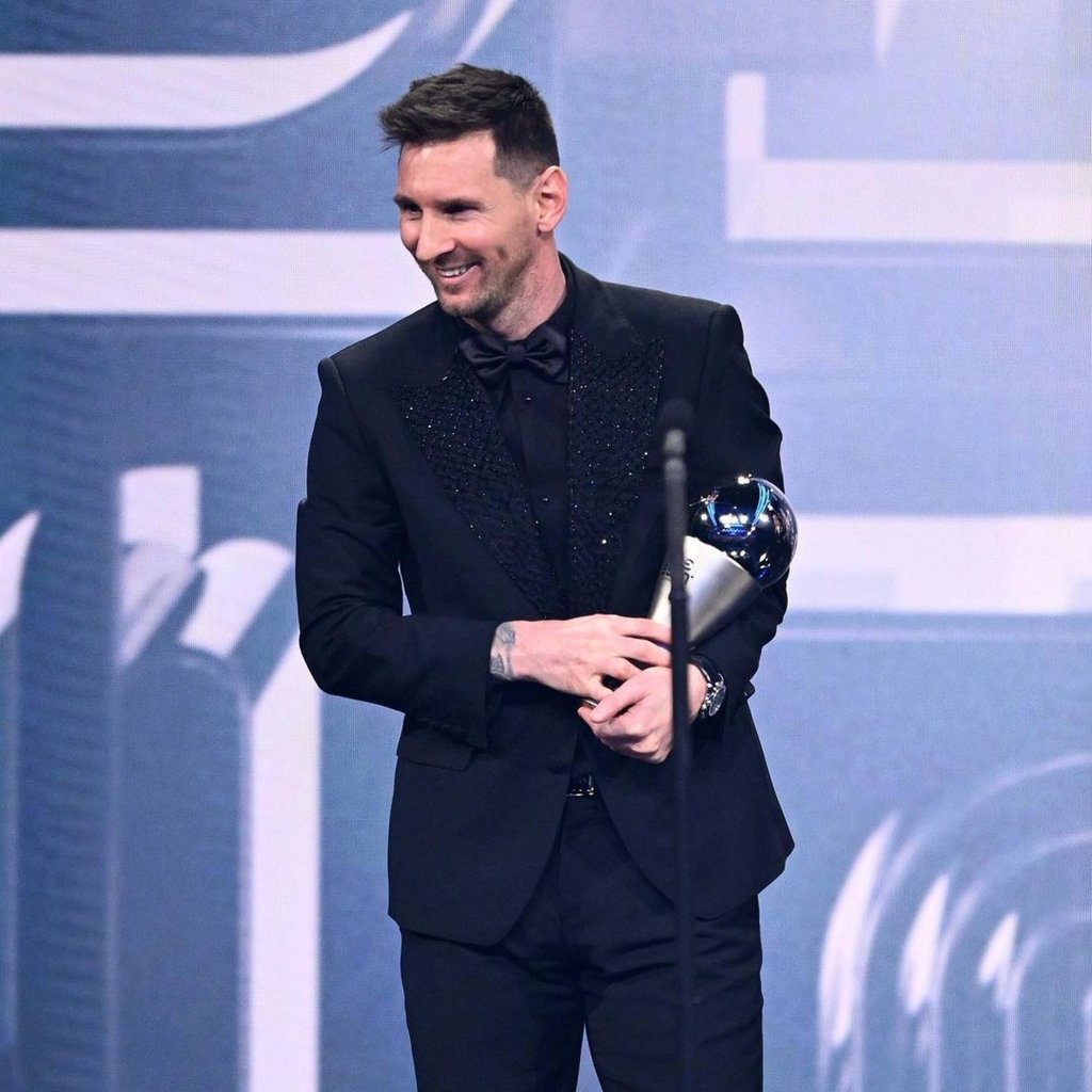 Lionel Messi recently received Fifa’s best men’s player award – with his Patek Philippe Grand Complications watch on his wrist. Photo: @leomessi/Instagram Lionel Messi recently received Fifa’s best men’s player award – with his Patek Philippe Grand Complications watch on his wrist. Photo: @leomessi/Instagram