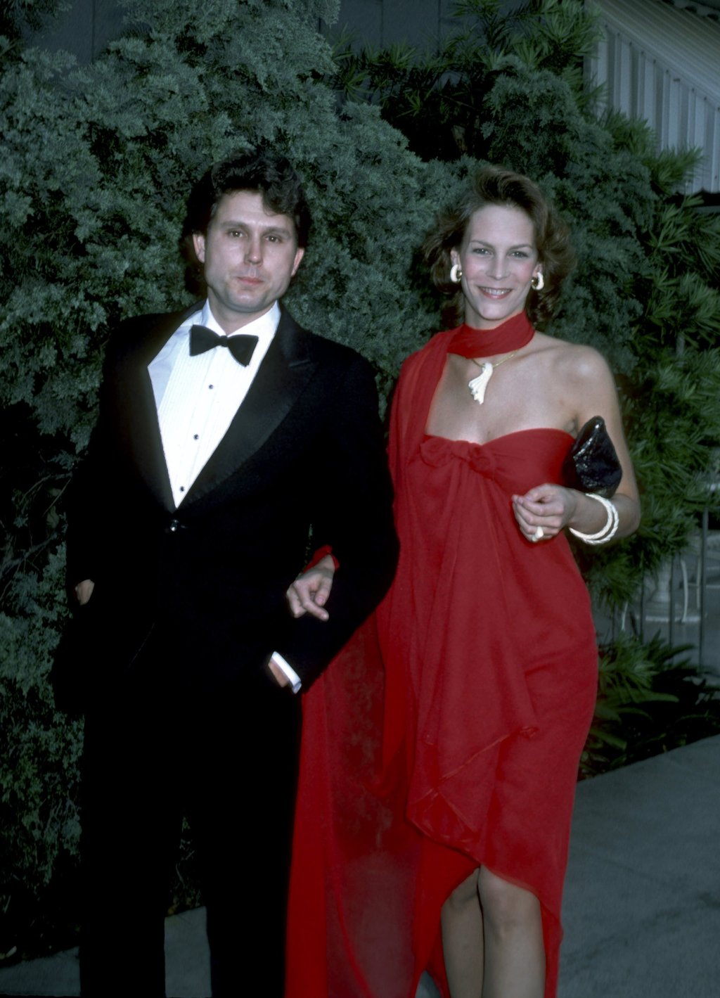 Jamie Lee Curtis and her date during the 46th Annual Academy Awards in New York City, New York, United States in 1974. Photo: Getty Images Jamie Lee Curtis and her date during the 46th Annual Academy Awards in New York City, New York, United States in 1974. Photo: Getty Images