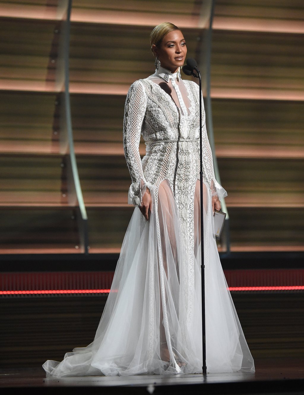 Off white dress beyonce 2025