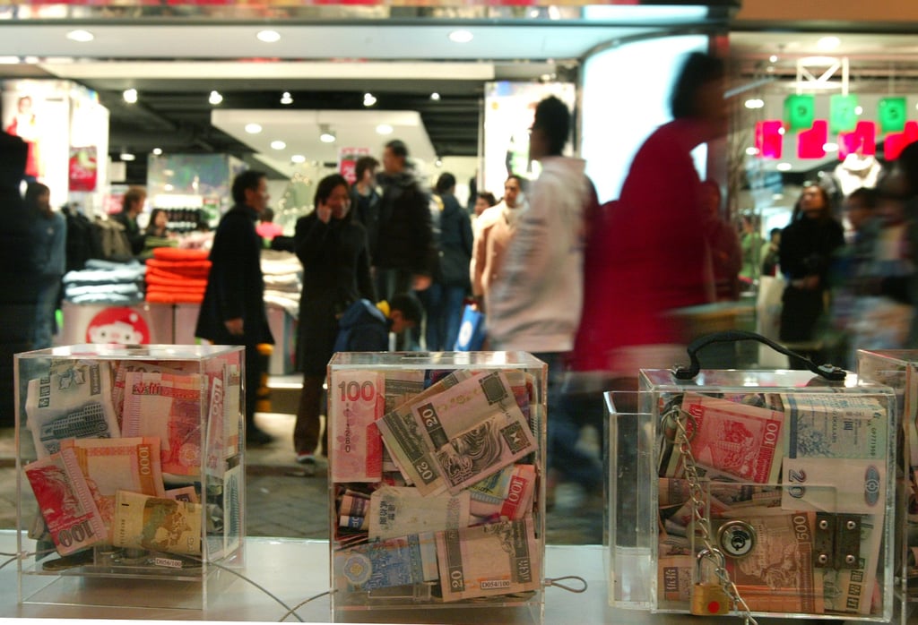 Under the proposal, those raising funds above a specific amount must ask donors to contribute in their real name. Photo: Martin Chan