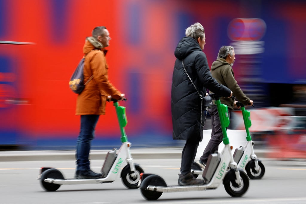 Electric scooters accessed through smartphone apps have operated in Paris since 2018, but following complaints about their anarchic deployment, Paris in 2020 cut the number of operators to three. Photo: Reuters Electric scooters accessed through smartphone apps have operated in Paris since 2018, but following complaints about their anarchic deployment, Paris in 2020 cut the number of operators to three. Photo: Reuters
