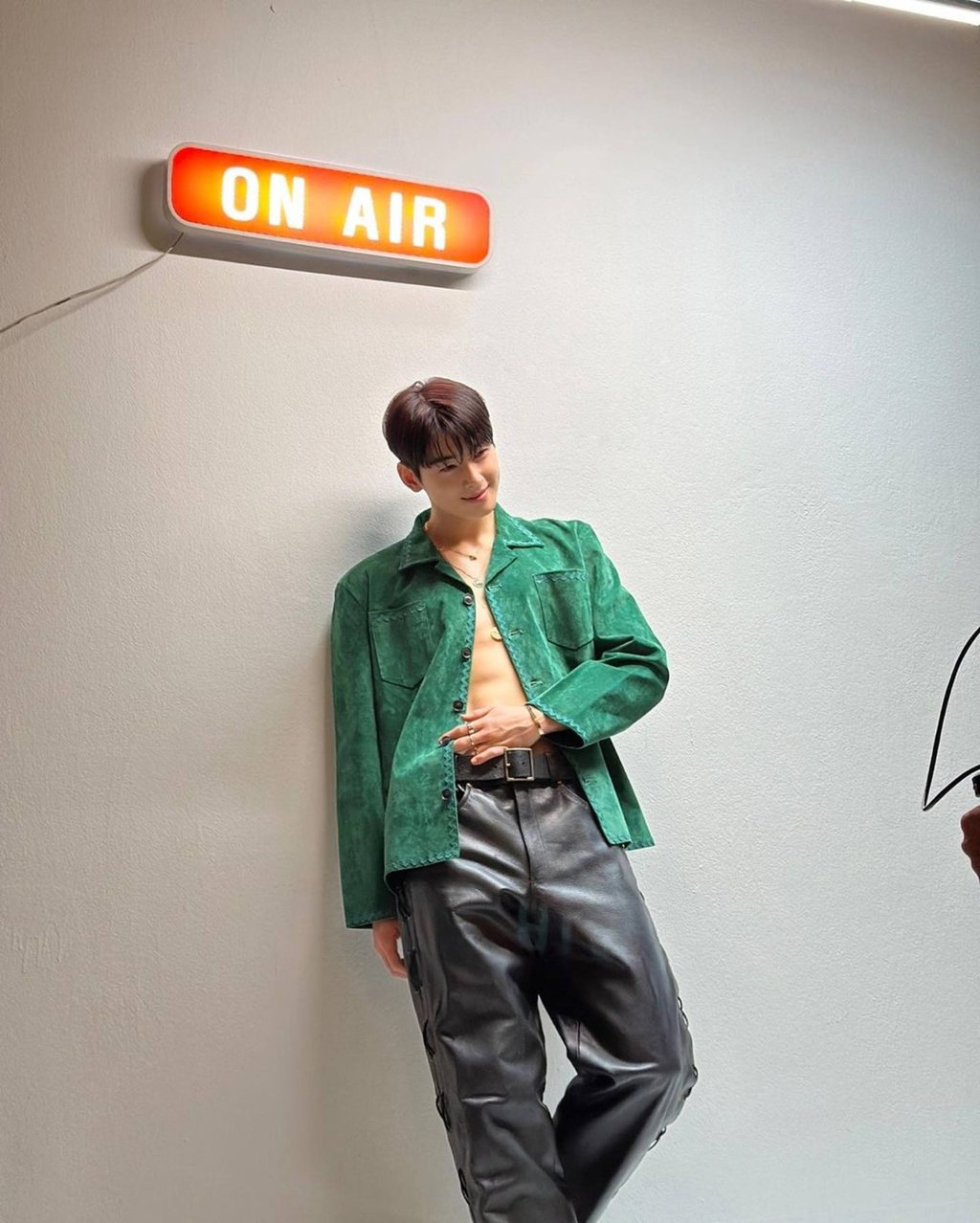 Cha Eun-woo doesn’t shy away from colour when putting together his outfits. Photo: @eunwo.o_c/Instagram Cha Eun-woo doesn’t shy away from colour when putting together his outfits. Photo: @eunwo.o_c/Instagram