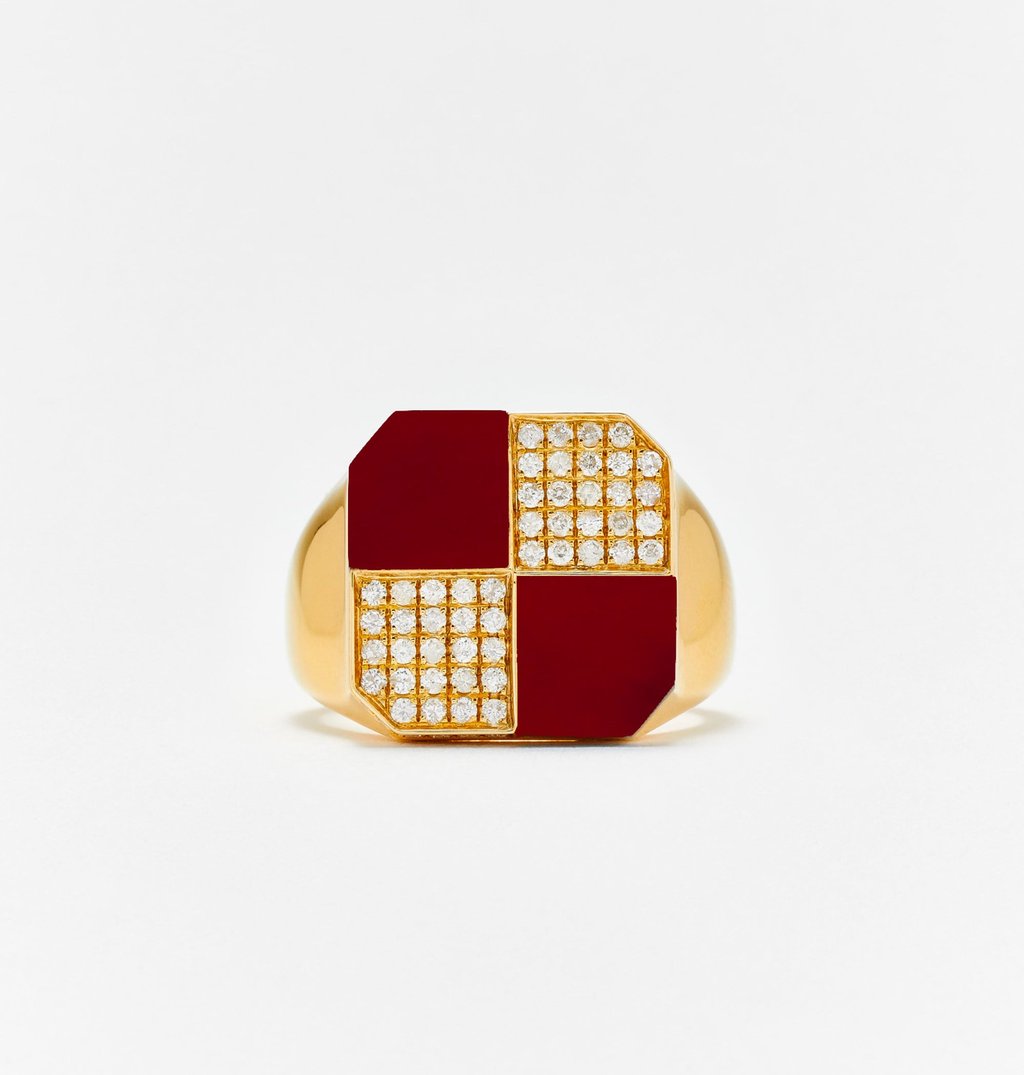 Yvonne Leon Signet Ring. Photo: Handout Yvonne Leon Signet Ring. Photo: Handout