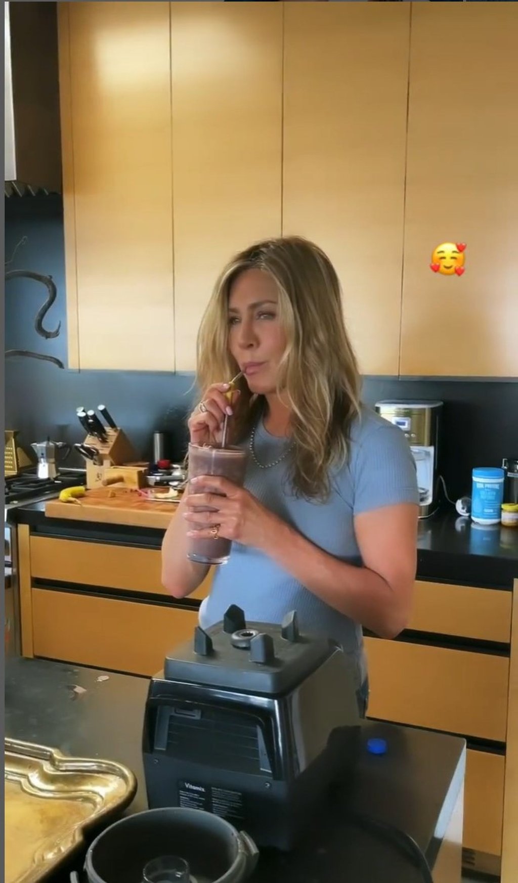 How does Jennifer Aniston stay zen? Her harmonious home is definitely a sanctuary. Photo: @jenniferaniston/Instagram