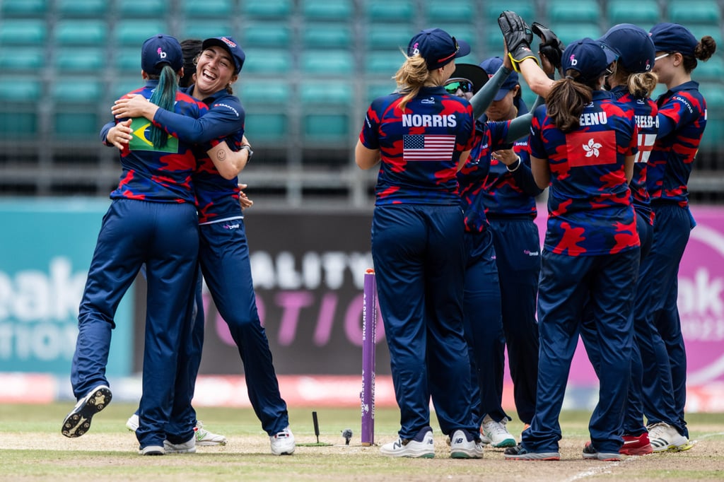 The Barmy Army players celebrate their win over Sapphires, which cemented their place in the semi-finals. Photo: FairBreak Invitational