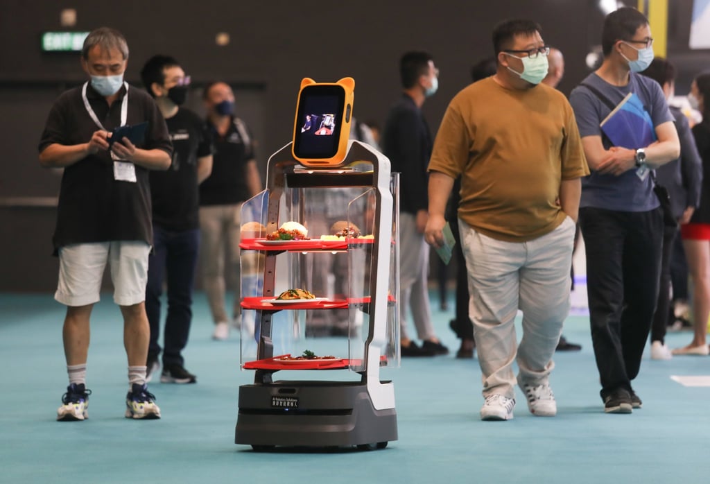 A robot waiter at the Restaurant & Bar Hong Kong x Gourmet Asia event at the Hong Kong Convention and Exhibition Centre, Wan Chai. Photo: Yik Yeung-man