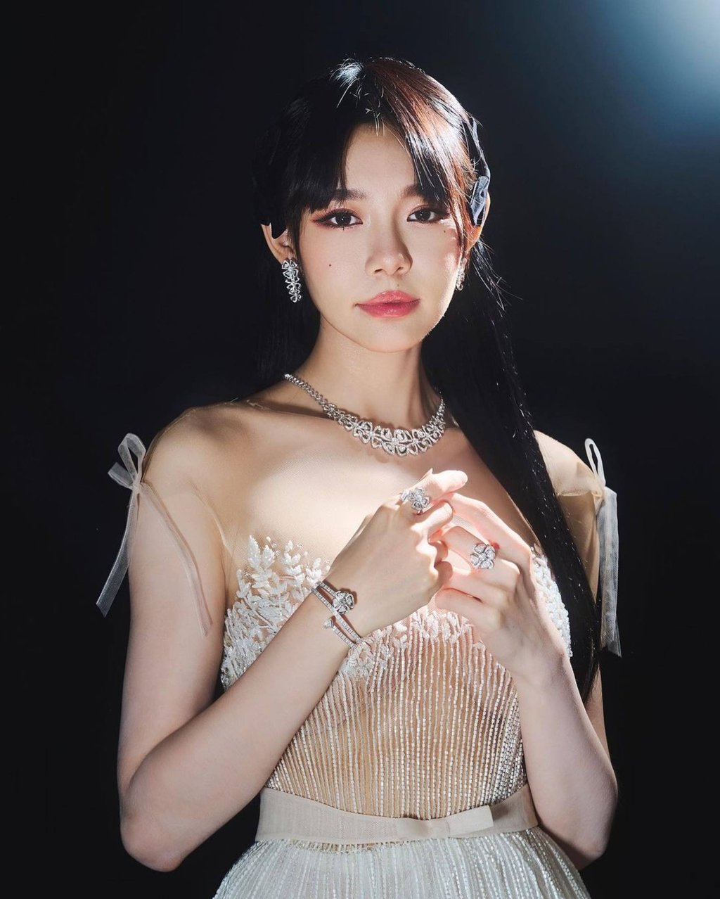 Malaysian songstress-turned-actress Lin Min-chen starred in Hong Kong comedy film Table for Six. Photo: @minchen333/Instagram