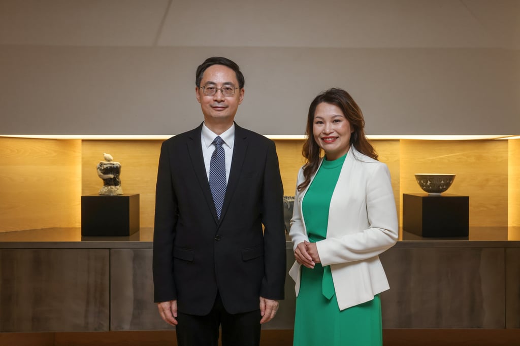 HK Green Finance Association chairman Ma Jun and Standard Chartered Asia head of sustainable HK Green Finance Association chairman Ma Jun and Standard Chartered Asia head of sustainable
