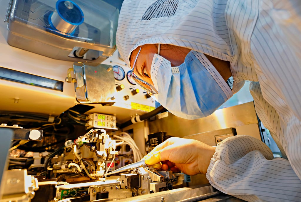 An employee inspects a chip at an undisclosed Chinese semiconductor manufacturing facility in Suqian, a city in eastern Jiangsu province, on April 19, 2022. Photo: VCG via Getty Images An employee inspects a chip at an undisclosed Chinese semiconductor manufacturing facility in Suqian, a city in eastern Jiangsu province, on April 19, 2022. Photo: VCG via Getty Images