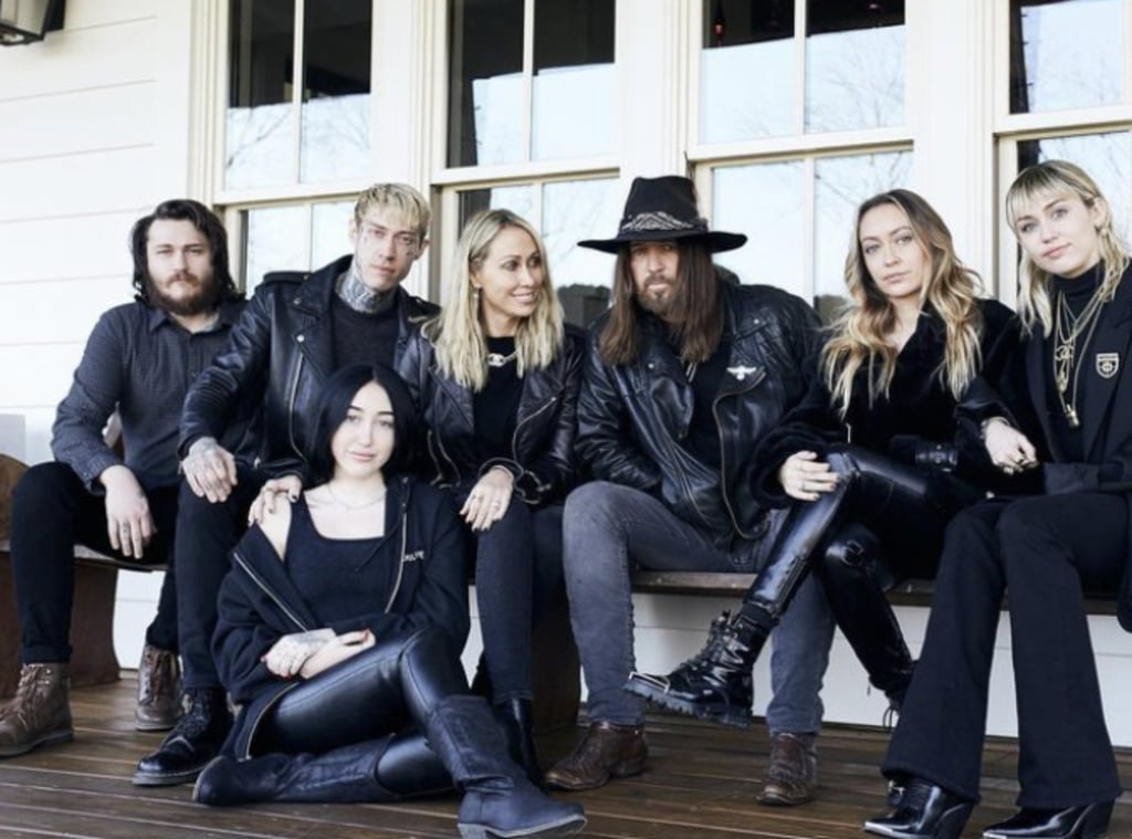 The Cyruses at Christmas in Tennessee, US, in 2019. Photo: @tracecyrus/Instagram