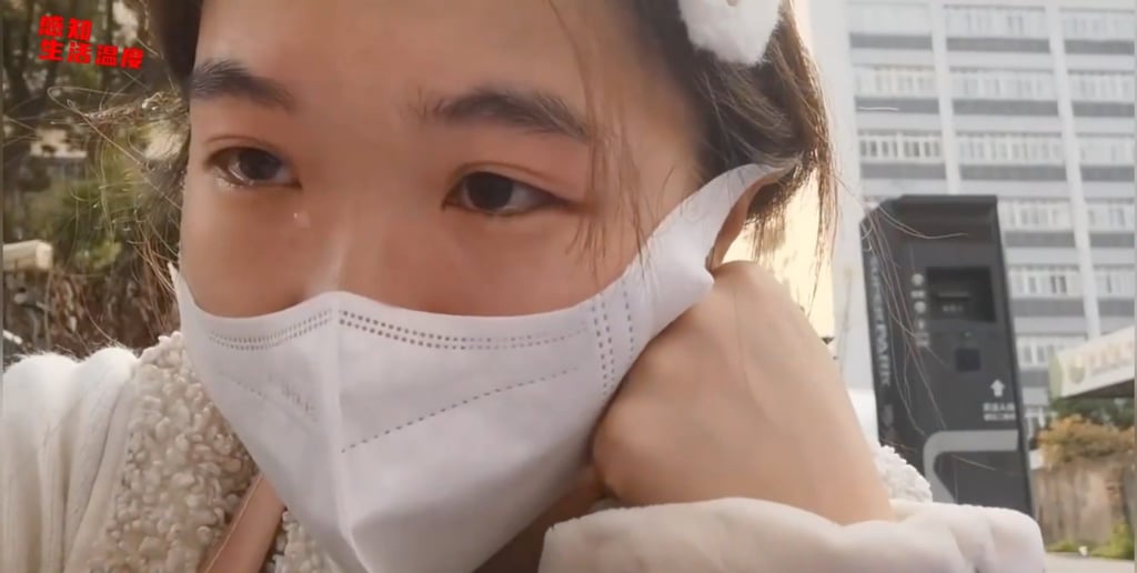 A video Lan Yuwen posted online in which she detailed her struggles as a street vendor has been watched more than 100 million times. Photo: Weibo