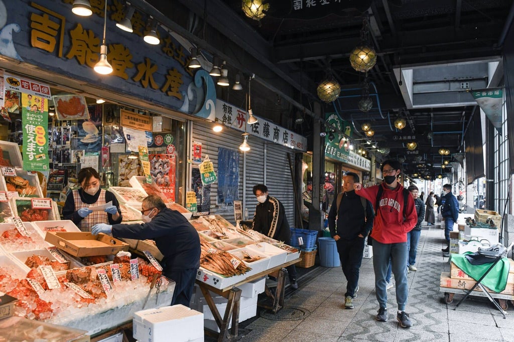 Visitors at Nijo fish market in Sapporo last month. Canada recently expressing its disappointment over the amount of seafood Japan imported from Russia last year. Photo: Bloomberg Visitors at Nijo fish market in Sapporo last month. Canada recently expressing its disappointment over the amount of seafood Japan imported from Russia last year. Photo: Bloomberg