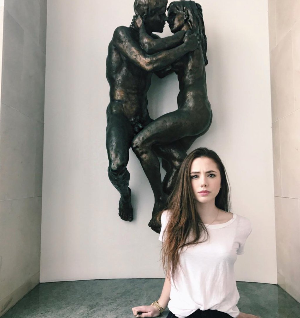 Lily Mo Sheen grew up with famous parents but stayed relatively out of the limelight. Photo: @lily_sheen/Instagram Lily Mo Sheen grew up with famous parents but stayed relatively out of the limelight. Photo: @lily_sheen/Instagram