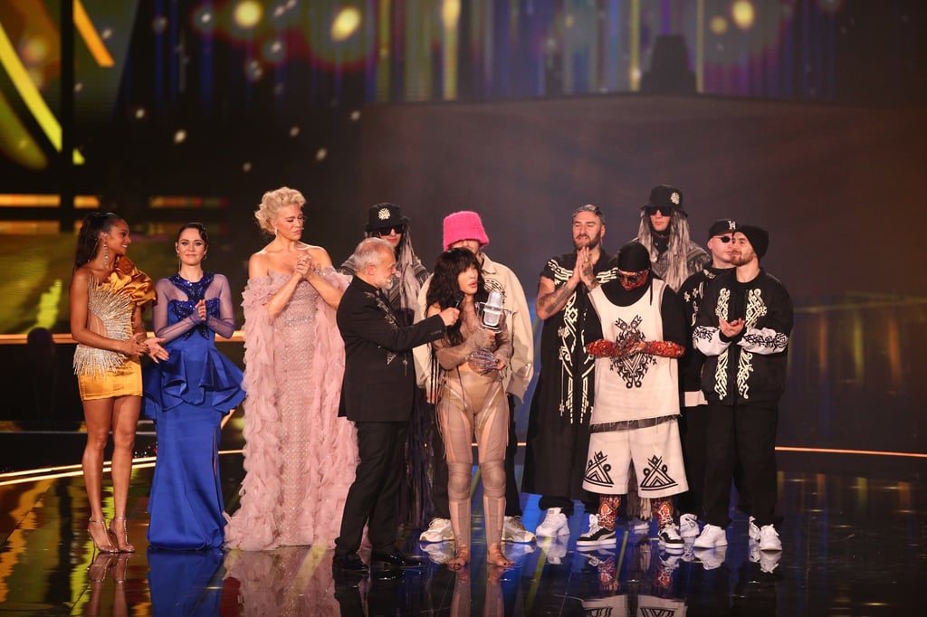 From left, Eurovision hosts Alesha Dixon, Julia Sanina, Hannah Waddingham and Graham Norton with winner Loreen and last year’s winners Kalush Orchestra, in Liverpool, Britain on Saturday. Photo: EPA-EFE From left, Eurovision hosts Alesha Dixon, Julia Sanina, Hannah Waddingham and Graham Norton with winner Loreen and last year’s winners Kalush Orchestra, in Liverpool, Britain on Saturday. Photo: EPA-EFE