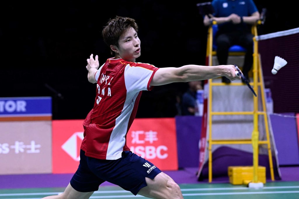 China’s Shi Yuqi hits a return against Indonesia’s Anthony Sinisuka Ginting. Photo: AFP China’s Shi Yuqi hits a return against Indonesia’s Anthony Sinisuka Ginting. Photo: AFP