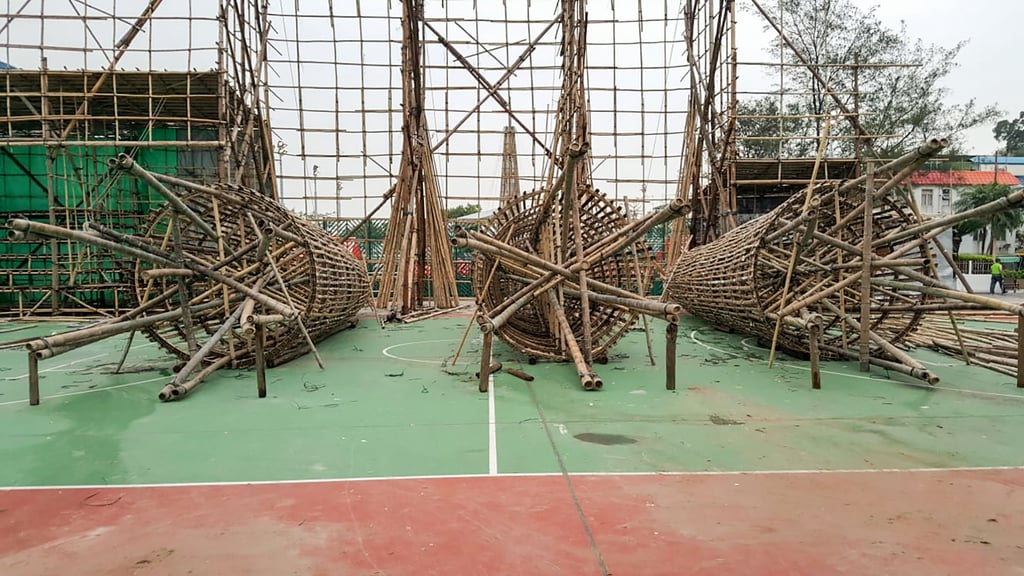 Three completed bamboo bun towers. Photo: Chan Kam-yuen