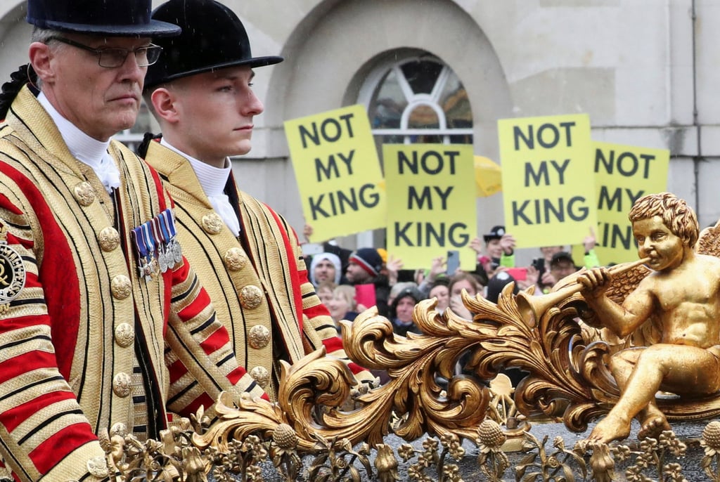 Anti-monarchy protesters gather among well-wishers ahead of the coronation of King Charles and Queen Camilla on May 6. Photo: AP