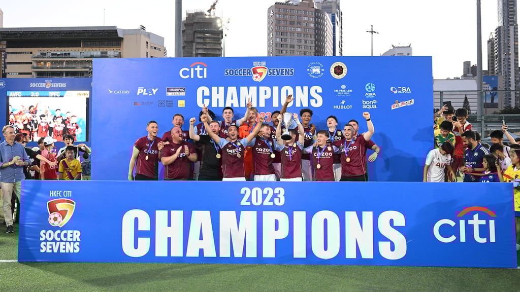 Aston Villa players lift the trophy after winning the Soccer Sevens on Sunday. Photo: HKFC Citi Soccer Sevens Aston Villa players lift the trophy after winning the Soccer Sevens on Sunday. Photo: HKFC Citi Soccer Sevens