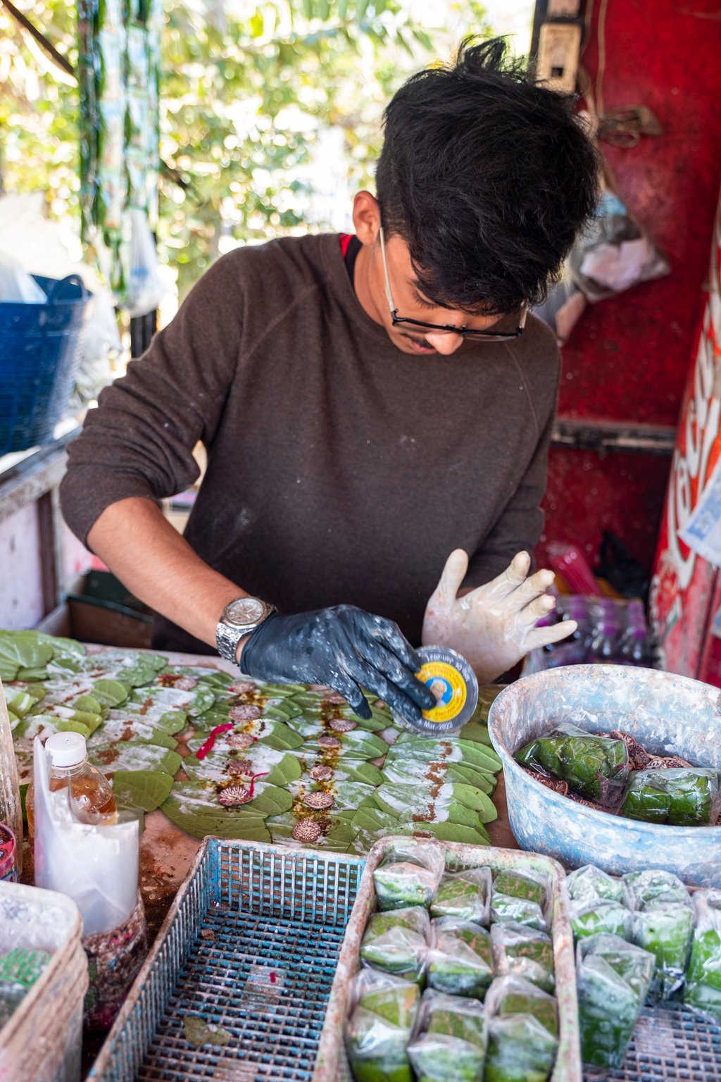 A betel nut seller in Sangkhlaburi, a town in west Thailand very close to the border with Myanmar and known for its mix of ethnic groups. Photo: Eileen McDougall A betel nut seller in Sangkhlaburi, a town in west Thailand very close to the border with Myanmar and known for its mix of ethnic groups. Photo: Eileen McDougall