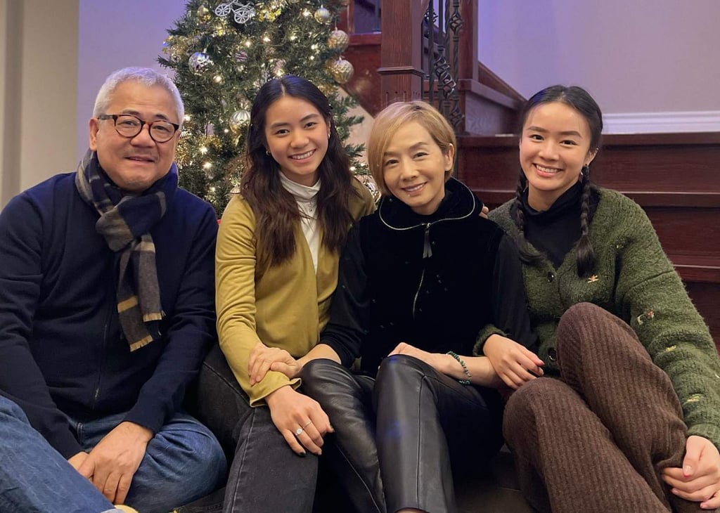 Tony Au (left), his wife, Teresa Mo (second from right), and their two daughters, pictured in 2021. Photo: Instagram/@moje115 Tony Au (left), his wife, Teresa Mo (second from right), and their two daughters, pictured in 2021. Photo: Instagram/@moje115