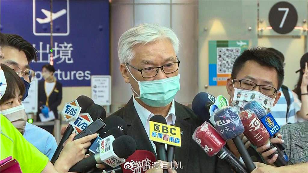 In February, the KMT’s Hsia led a delegation on a visit to mainland China, where he met senior officials involved in cross-strait issues. Photo: Weibo In February, the KMT’s Hsia led a delegation on a visit to mainland China, where he met senior officials involved in cross-strait issues. Photo: Weibo