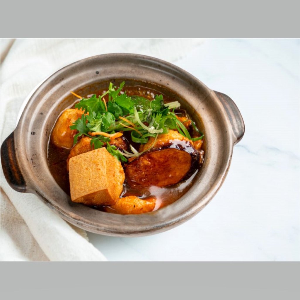 Kok Sen’s signature yong tau foo, or stuffed tofu puffs, in a claypot. Photo: Kok Sen Kok Sen’s signature yong tau foo, or stuffed tofu puffs, in a claypot. Photo: Kok Sen