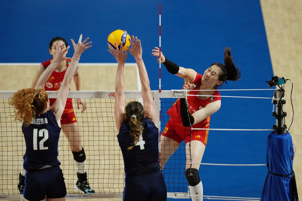 China’s volleyball player Wang Yunlu spikes the ball against Italy at the FIVB Women’s Nations League at the Hong Kong Coliseum. Photo: Elson Li