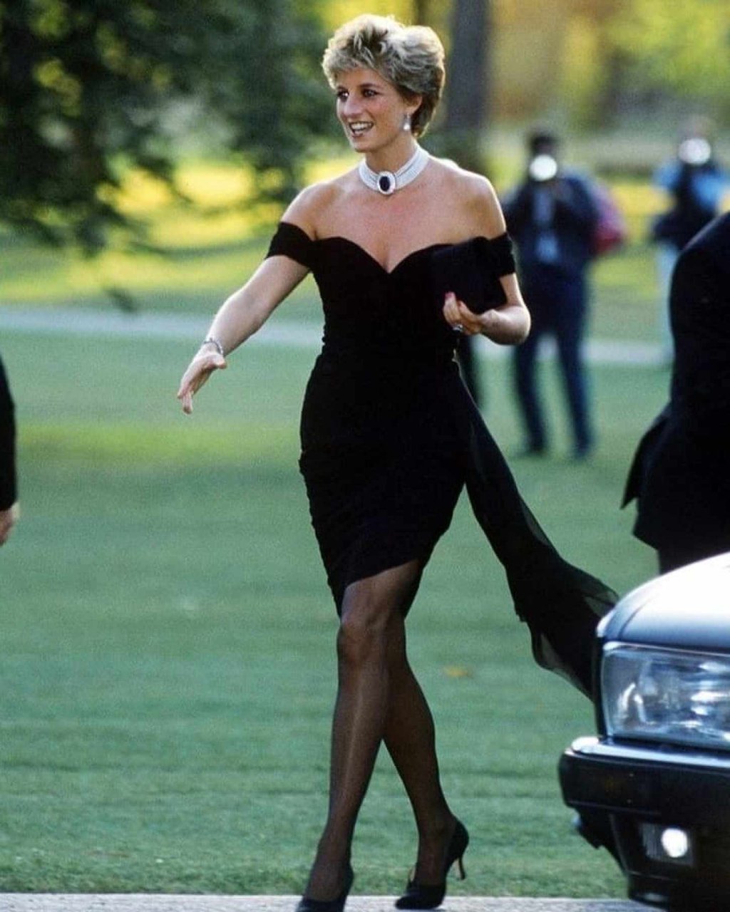 Dubbed the “revenge dress” at the time, Princess Diana’s little black dress stunned the whole world when she wore it in 1994. Photo: @princesdianaa/Instagram
