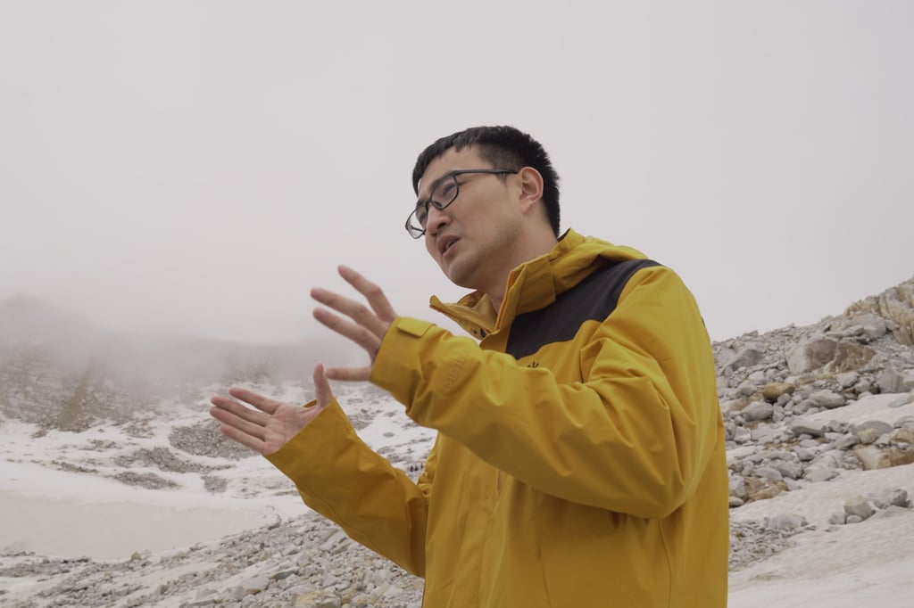 Zhu Bin, associate professor of Nanjing University at Dagu Glacier on June 28, 2023. Photo: Thomas Yau Zhu Bin, associate professor of Nanjing University at Dagu Glacier on June 28, 2023. Photo: Thomas Yau
