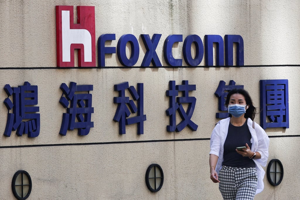 Foxconn Technologies, headquartered in Taipei, is the world’s largest maker of electronic components. Photo Reuters Foxconn Technologies, headquartered in Taipei, is the world’s largest maker of electronic components. Photo Reuters