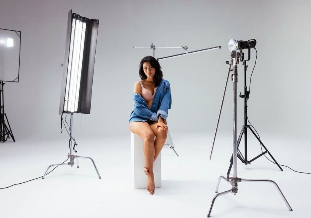 Nia Atasha Rosli is lingerie label Victoria’s Secret’s first Malay-Muslim model. Photo: Instagram/@victoriassecretmy Nia Atasha Rosli is lingerie label Victoria’s Secret’s first Malay-Muslim model. Photo: Instagram/@victoriassecretmy