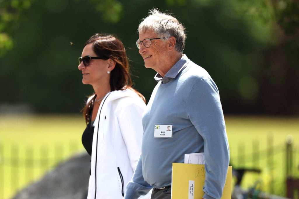 Bill Gates, founder of Microsoft, walks to lunch at the Allen & Company Sun Valley Conference in Idaho, US, on July 13. Photo: AFP