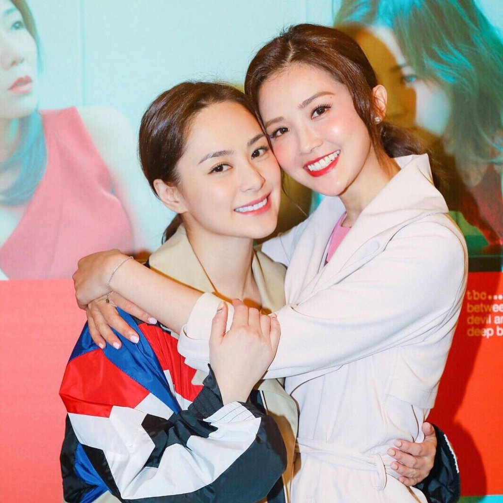 Cantopop duo Twins members Gillian Chung (left) and Charlene Choi (right). Photo: @q_gill/Instagram