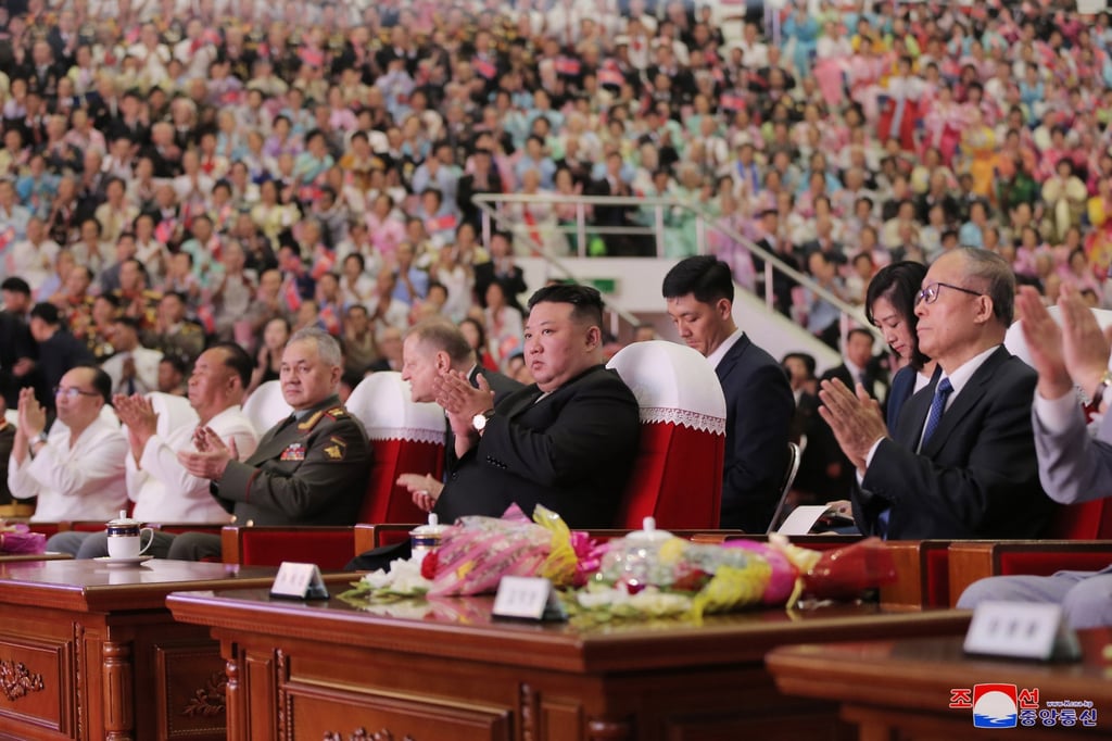 Kim Jong-un (centre), flanked by Li Hongzhong (right) and Russian Defence Minister Sergey Shoigu, at a performance celebrating the 70th anniversary of the Korean war armistice agreement, in Pyongyang on Thursday. Photo: EPA-EFE Kim Jong-un (centre), flanked by Li Hongzhong (right) and Russian Defence Minister Sergey Shoigu, at a performance celebrating the 70th anniversary of the Korean war armistice agreement, in Pyongyang on Thursday. Photo: EPA-EFE