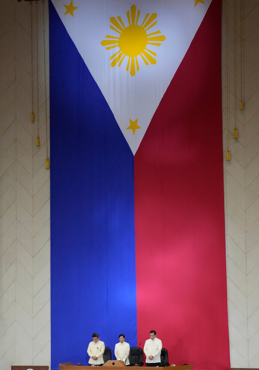 Philippine President Ferdinand Marcos Jnr (middle), Senate President Juan Miguel Zubiri (left) and House Speaker Martin Romualdez. President Marcos Jnr said he will not let China trample on his country’s maritime rights. Photo: AP Philippine President Ferdinand Marcos Jnr (middle), Senate President Juan Miguel Zubiri (left) and House Speaker Martin Romualdez. President Marcos Jnr said he will not let China trample on his country’s maritime rights. Photo: AP