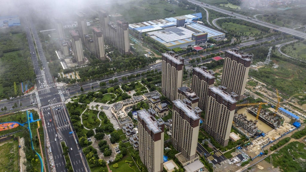 Residential buildings developed by Country Garden Holdings in Baoding of Hebei province on Tuesday, Aug. 1, 2023. Photo: Bloomberg. Residential buildings developed by Country Garden Holdings in Baoding of Hebei province on Tuesday, Aug. 1, 2023. Photo: Bloomberg.