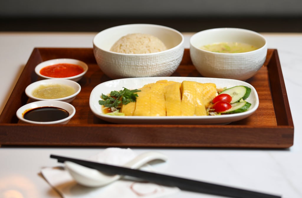 The Mandarin chicken rice at Chatterbox Cafe in Tai Wai. Photo: Xiaomei Chen The Mandarin chicken rice at Chatterbox Cafe in Tai Wai. Photo: Xiaomei Chen