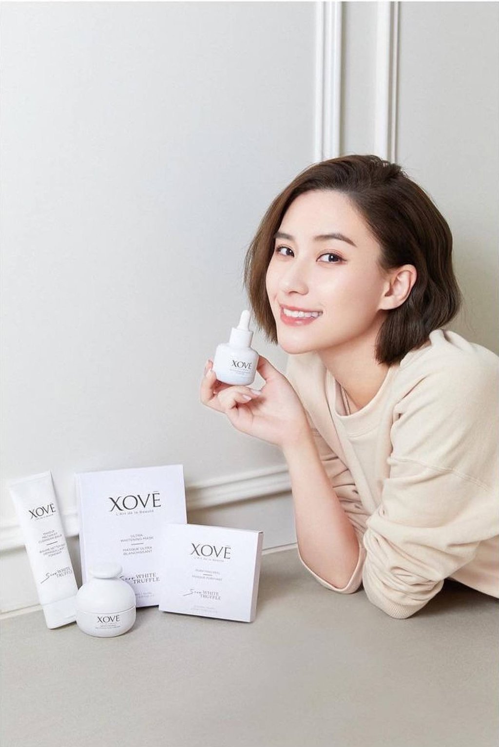 Laurinda Ho using XOVĒ skincare products. Photo: @laurinda_ho/Instagram