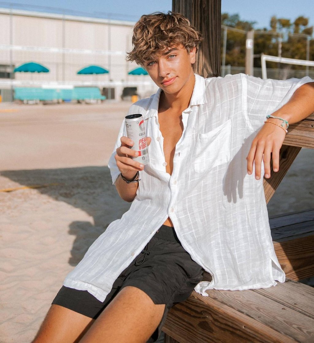 Gavin Casalegno Meet Gavin Casalegno, fan fave on The Summer I Turned Pretty: besides